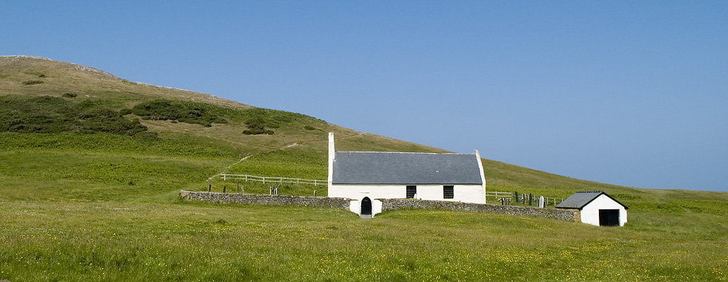 _006089 Chapel at Mwnt